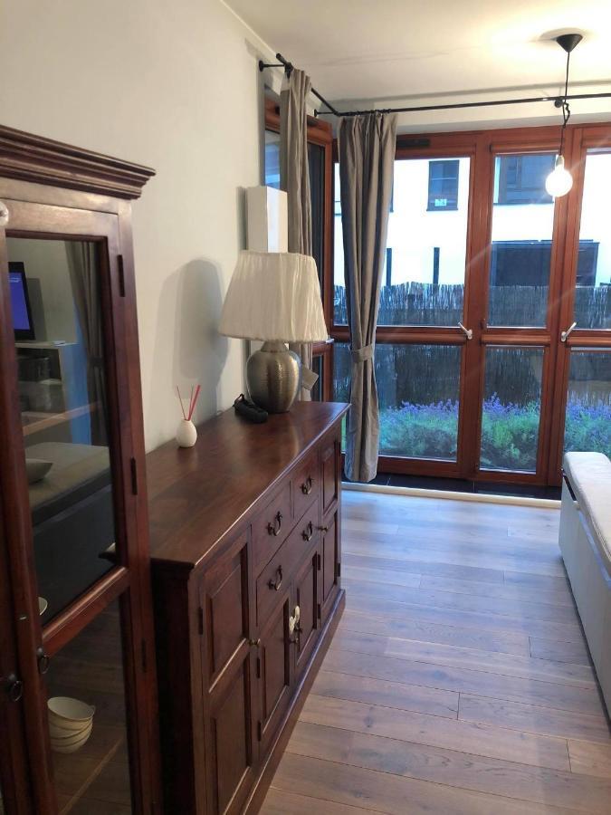ורשה Blekitny Apartament - Wilanow מראה חיצוני תמונה
